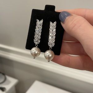 Pearl drop earrings, perfect for bridal activities!